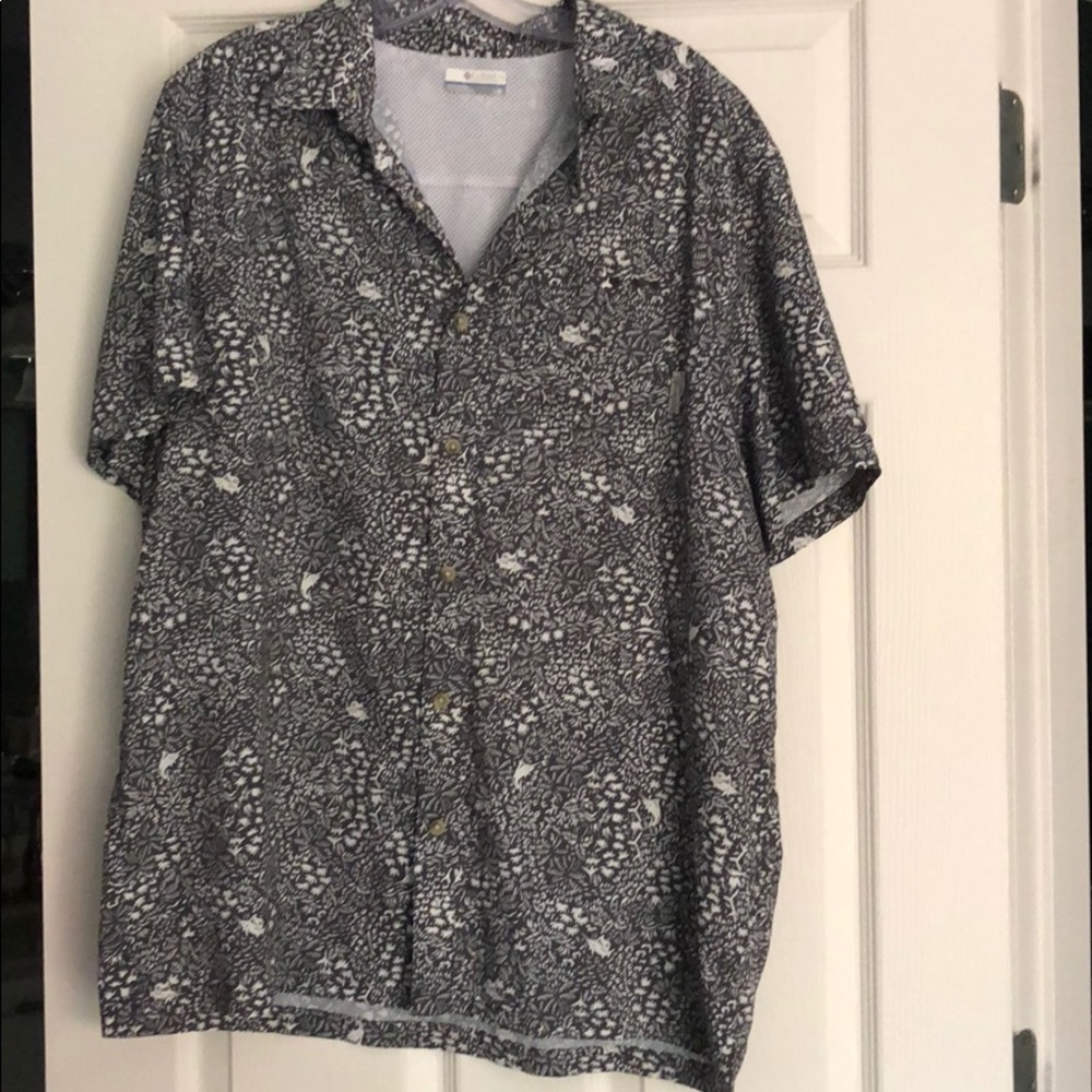 Columbia PFG Men’s Short Sleeve Button Down L